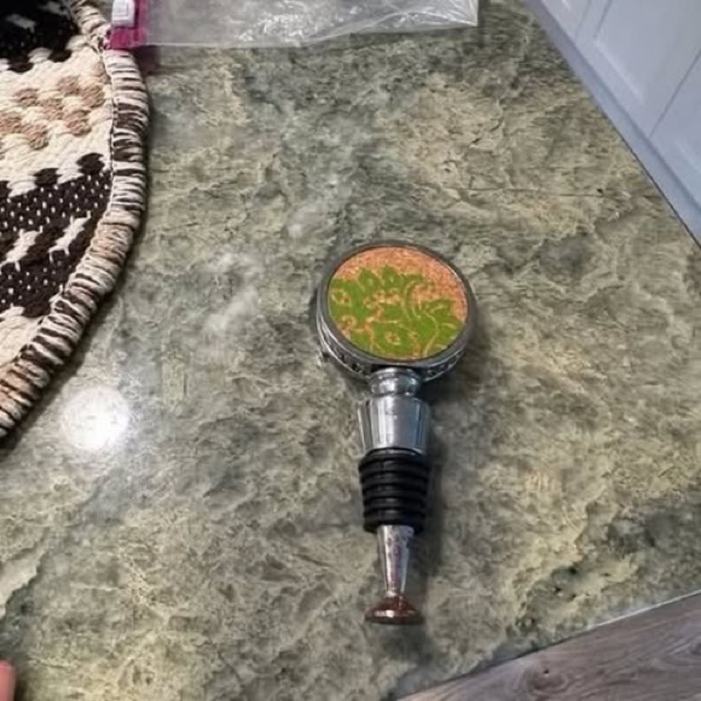 Wine bottle cork stopper